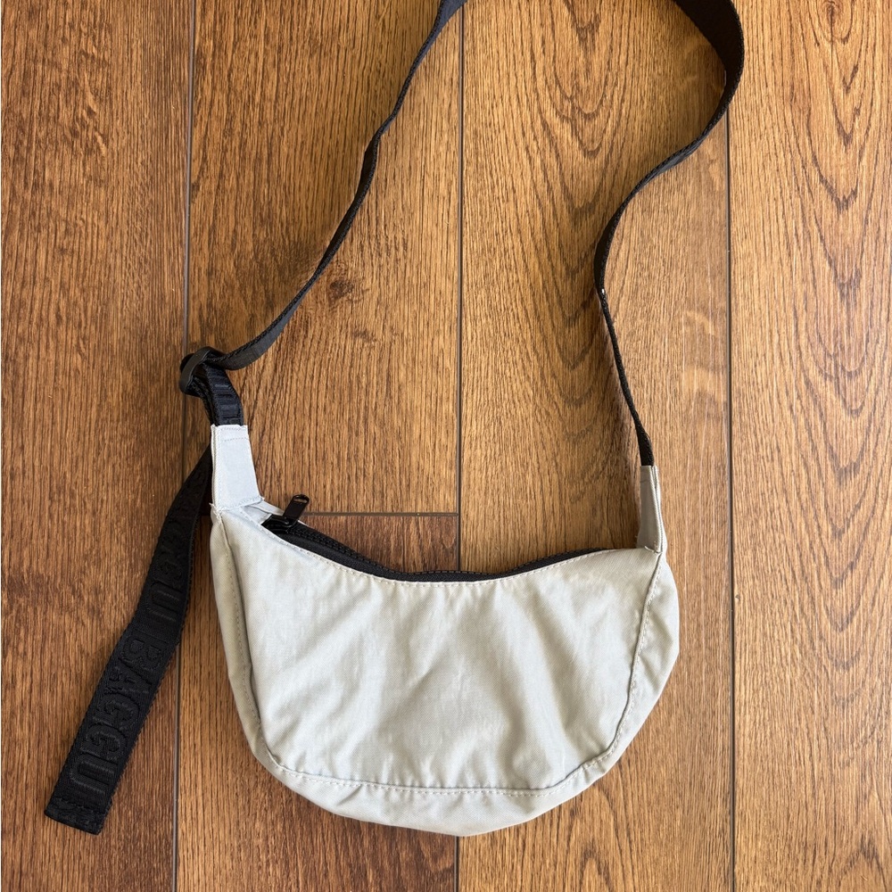 BAGGU Mini Crescent Crossbody bag Nylon Grey